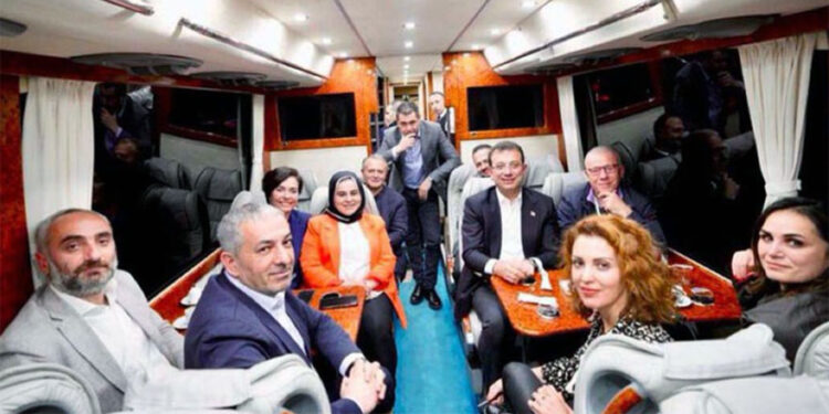 İmamoğlu seçimini yapsın: Ya Nagehan ya Mustafa Kemal’in askerleri!