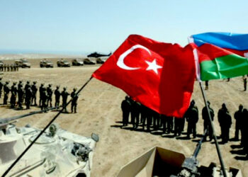 Karabağ’a dikilen bayrak inmez!