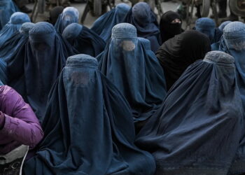 Taliban’dan kadınlara erkek doktor yasağı: Şeriat’ın kadınlara tek vaadi, ölüm!