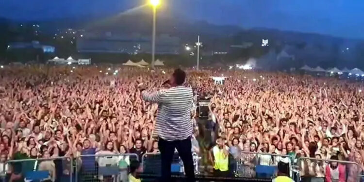 İzmir Marşı’ndan rahatsız olan solcu olamaz!