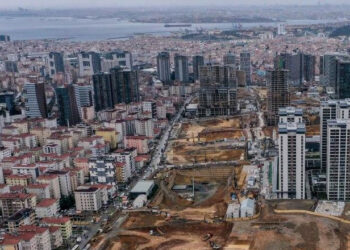 AKP’nin kentsel dönüşüm projesi: “Ya öde, ya terk et!”