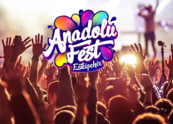 Tarikatlar istedi, Eskişehir Valisi müzik festivalini yasakladı!