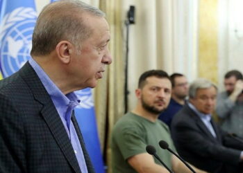 Ukrayna zirvesi: Erdoğan’ın derdi “barış” değil, kendini kurtarmak