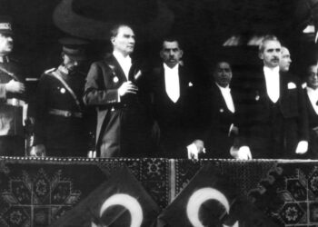 Yaşasın Cumhuriyet! Yaşasın Laiklik!