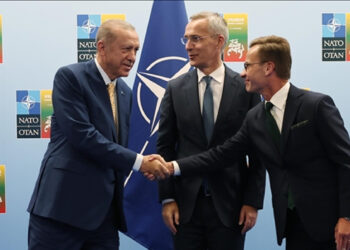 AKP, PKK üssü İsveç’i NATO’ya alıyor