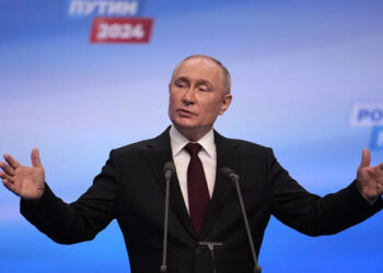 Seçim tiyatrosu sonuçlandı:Putin kazandı, Rusya kaybetti