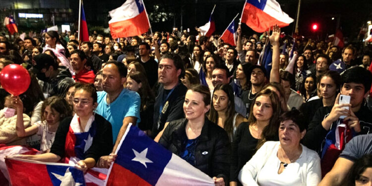 Şili dersleri: Dünyanın en “ilerici” Anayasası neden reddedildi?