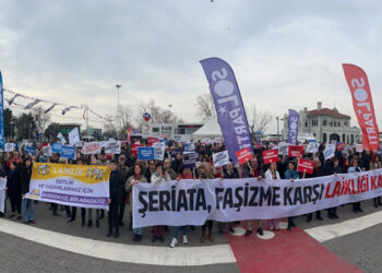 Burjuva sosyalistlerinin (!) laiklik ve ulusallık ile sınavı