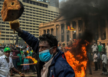 Sri Lanka ekonomisi battı, sıra Türkiye’de mi?