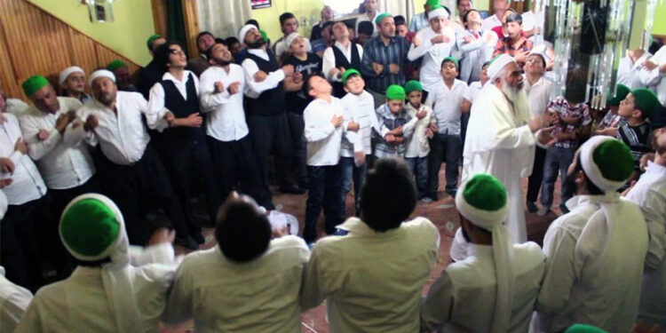 Sosyalistler neden “tarikatlar kapatılsın” diyemiyor?