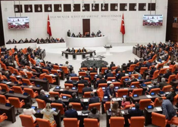 Afette Meclis kapalı kalamaz, TBMM’yi açın!