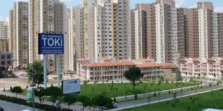 AKP’nin sosyal konut projesi, siyasetin dengesini değiştirebilir