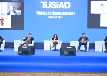 TÜSİAD raporu, MÜSİAD düzenine çağırıyor!