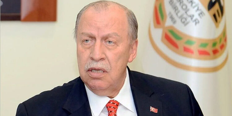 Yaşar Okuyan hayatını kaybetti