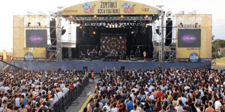 Zeytinli Rock Festivali’nin iptalinin asıl amacı, Siyasal İslam’ın çürümüşlüğünü örtmek